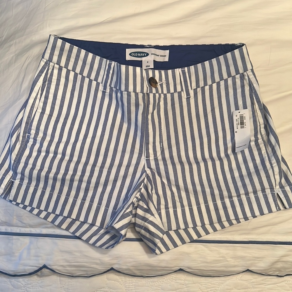 NWT! Old Navy Pinnstriped Shorts